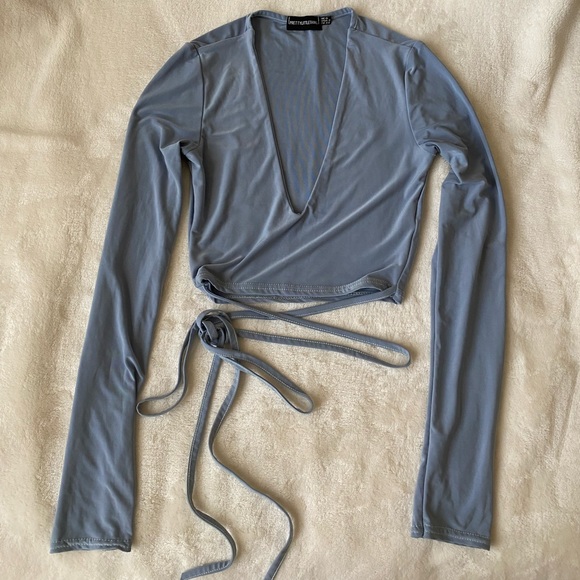 Baby blue crop long sleeve top - Picture 1 of 2